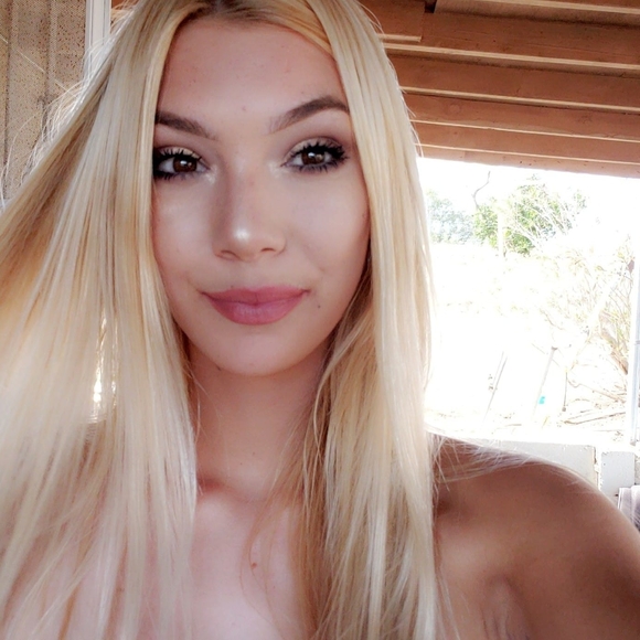 Meet your Posher, Trinity - Picture 1 of 1